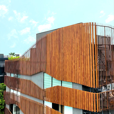 The Problem with Cheaper Cladding: Engineering vs. Aesthetic Gimmicks